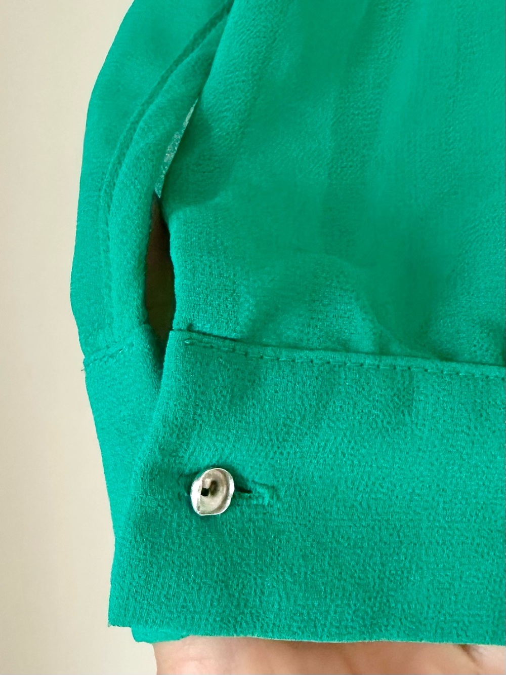 Banana Republic Emerald Green Tie-Neck Blouse - Size: Small - Picture 4 of 8